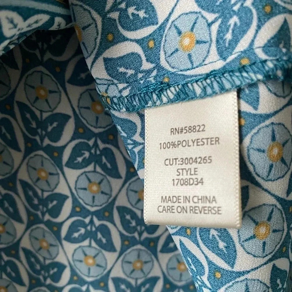 MAX STUDIO| Women’s Crepe Shirtale Faux Wrap Green/White Floral Blouse Size L - Picture 7 of 7